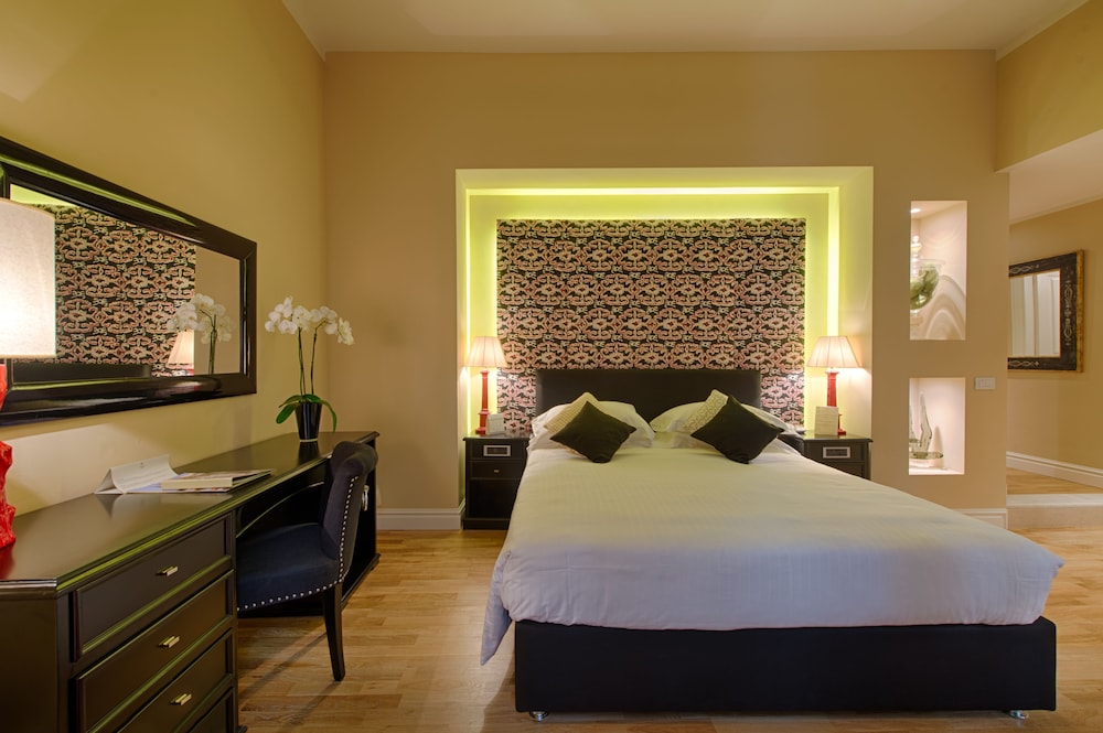 Grand Hotel Cavour 13/76