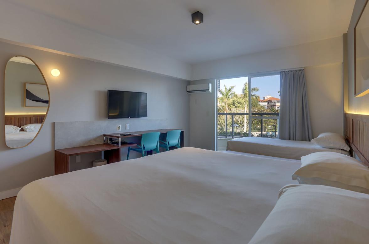 Superior, Apartment, Pool View