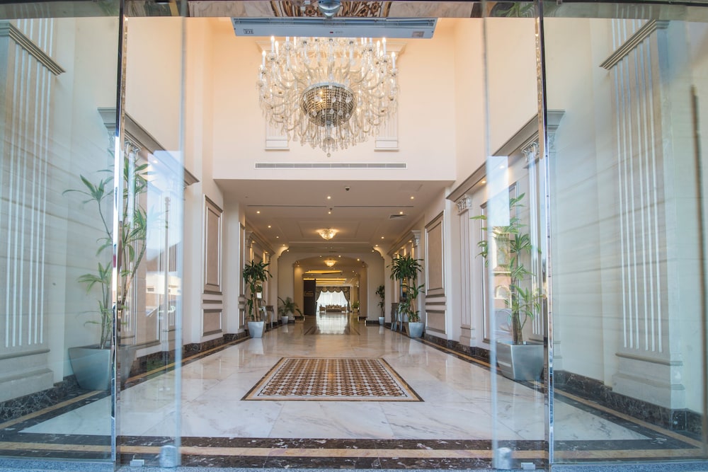 فندق لاهويا جدة(Lahoya Hotel & Suites) 8/28