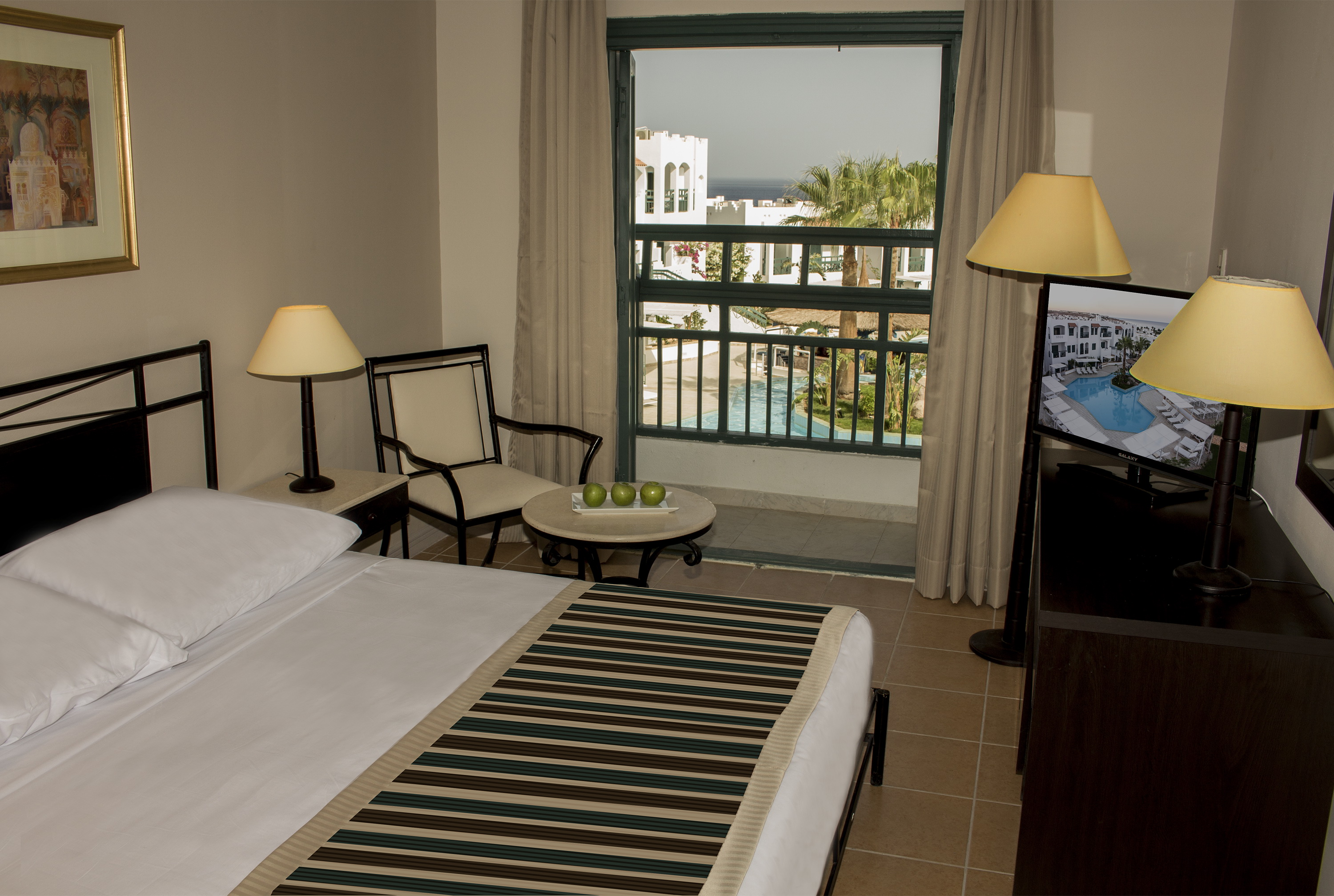 FAMILY GARDEN VIEW ROOM