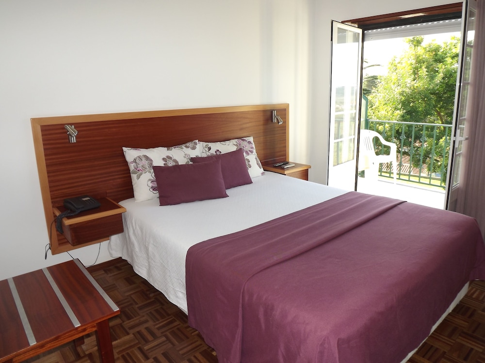 HOTEL LOURO 19/69