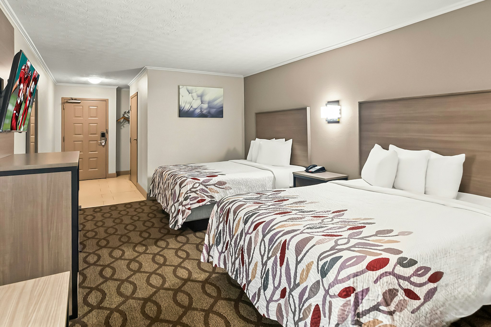 Deluxe, 2 Queen Beds, Accessible