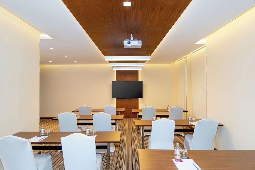 Hyatt Place Dubai Wasl District 39/50