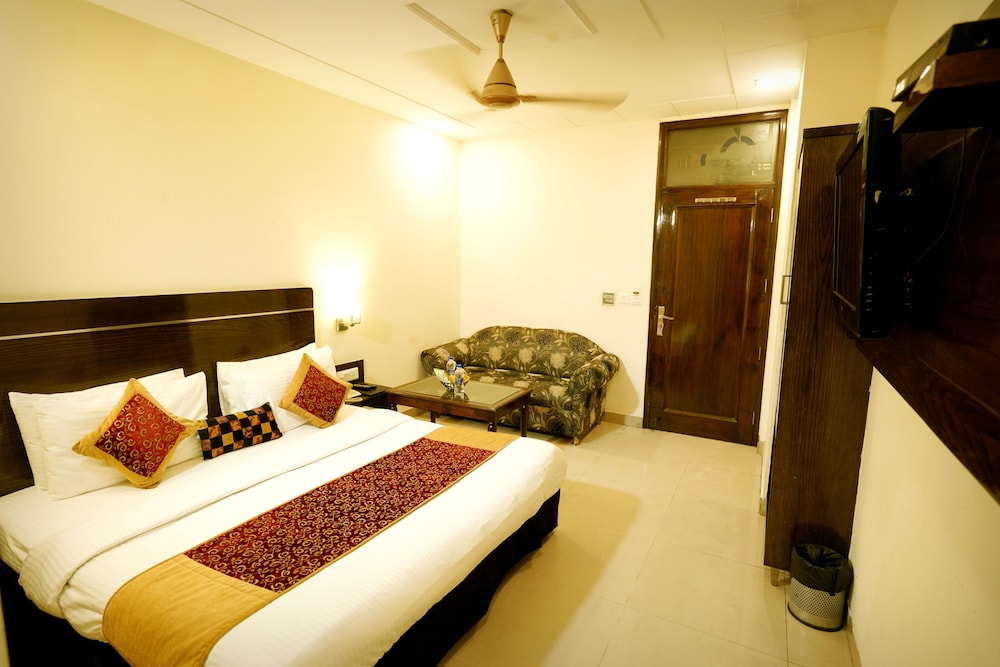 Hotel Singh Empire Dx 19/50