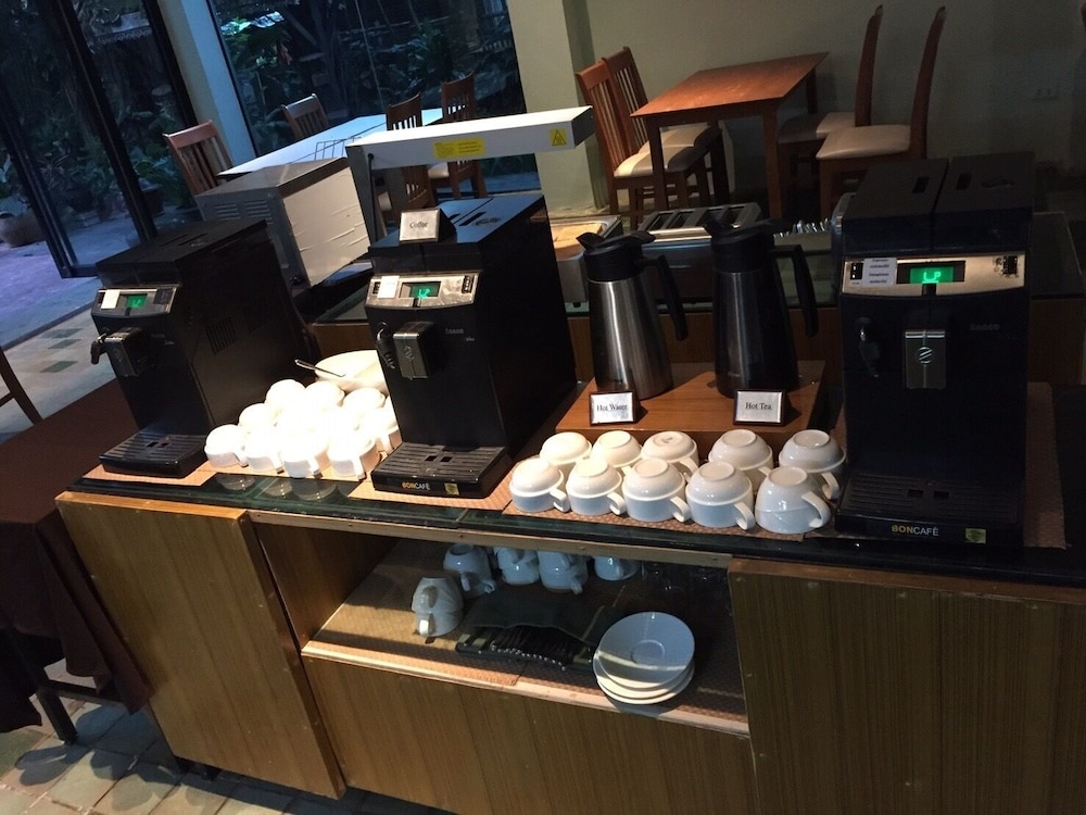 A Hotel Budget 45/61