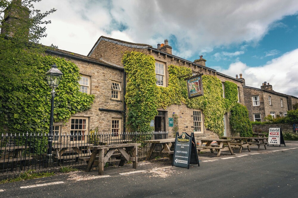 The Green Dragon Inn at Hardraw 36/50