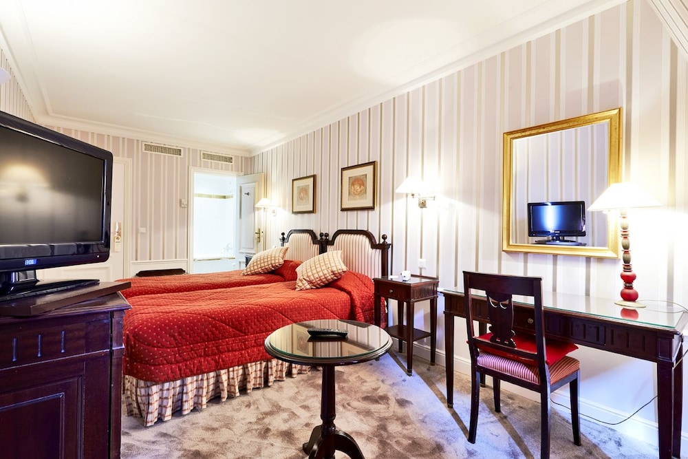 Golden Tulip Washington Opera Hotel 25/40