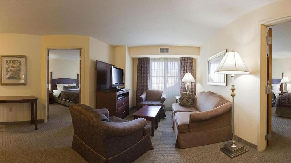 Staybridge Suites Fort Wayne 39/59