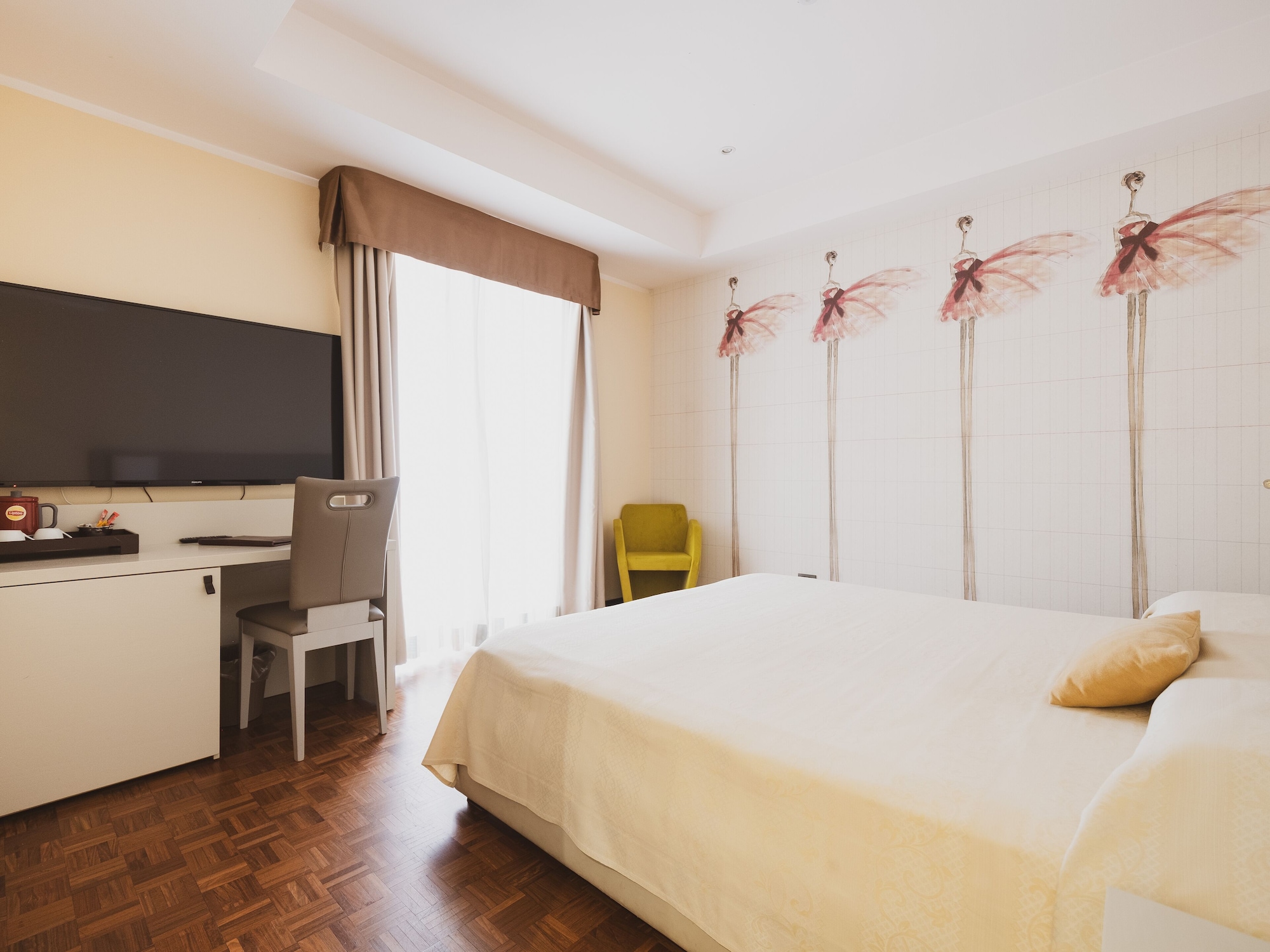 WELLNESS, SUPERIOR, DOUBLE BED