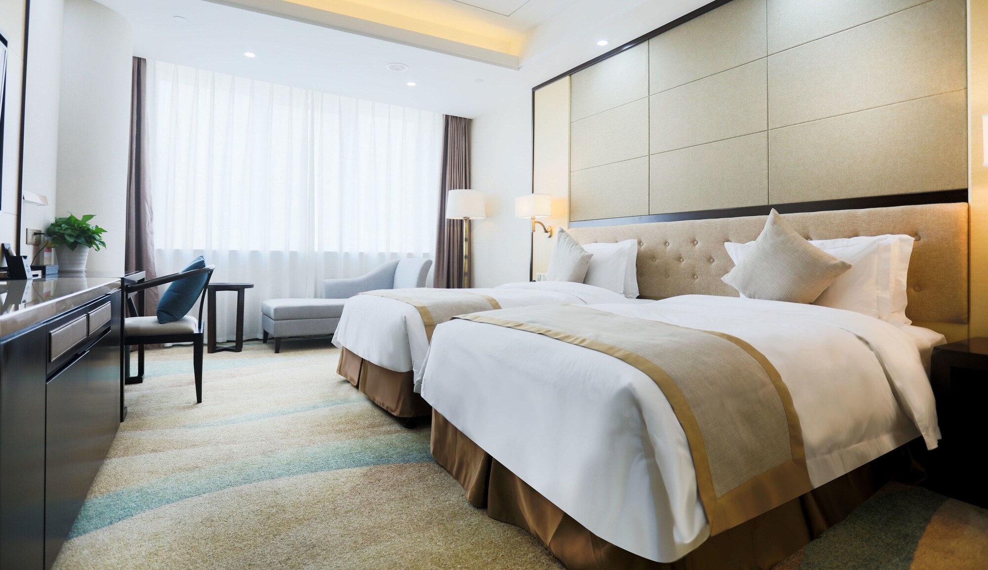 Hollywood, Twin Beds