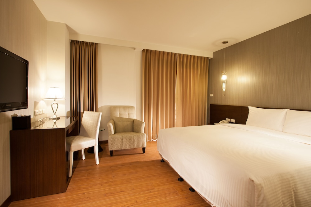 Check Inn Select Hualien Linsen 26/62