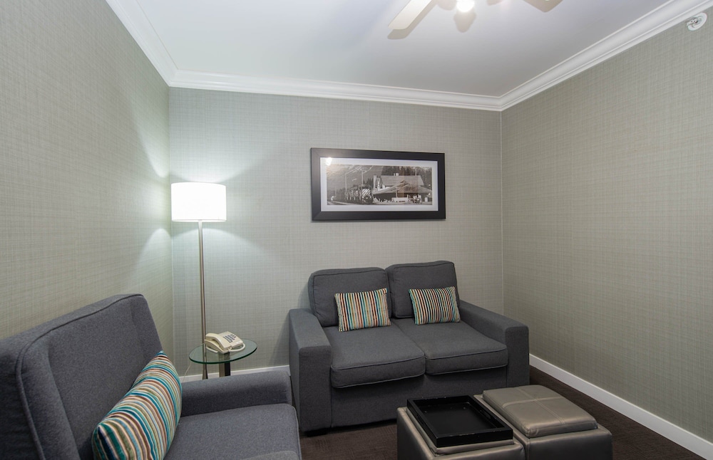 Sandman Hotel Red Deer 27/46