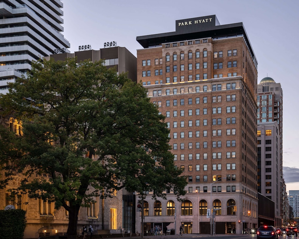 Park Hyatt Toronto 1/72