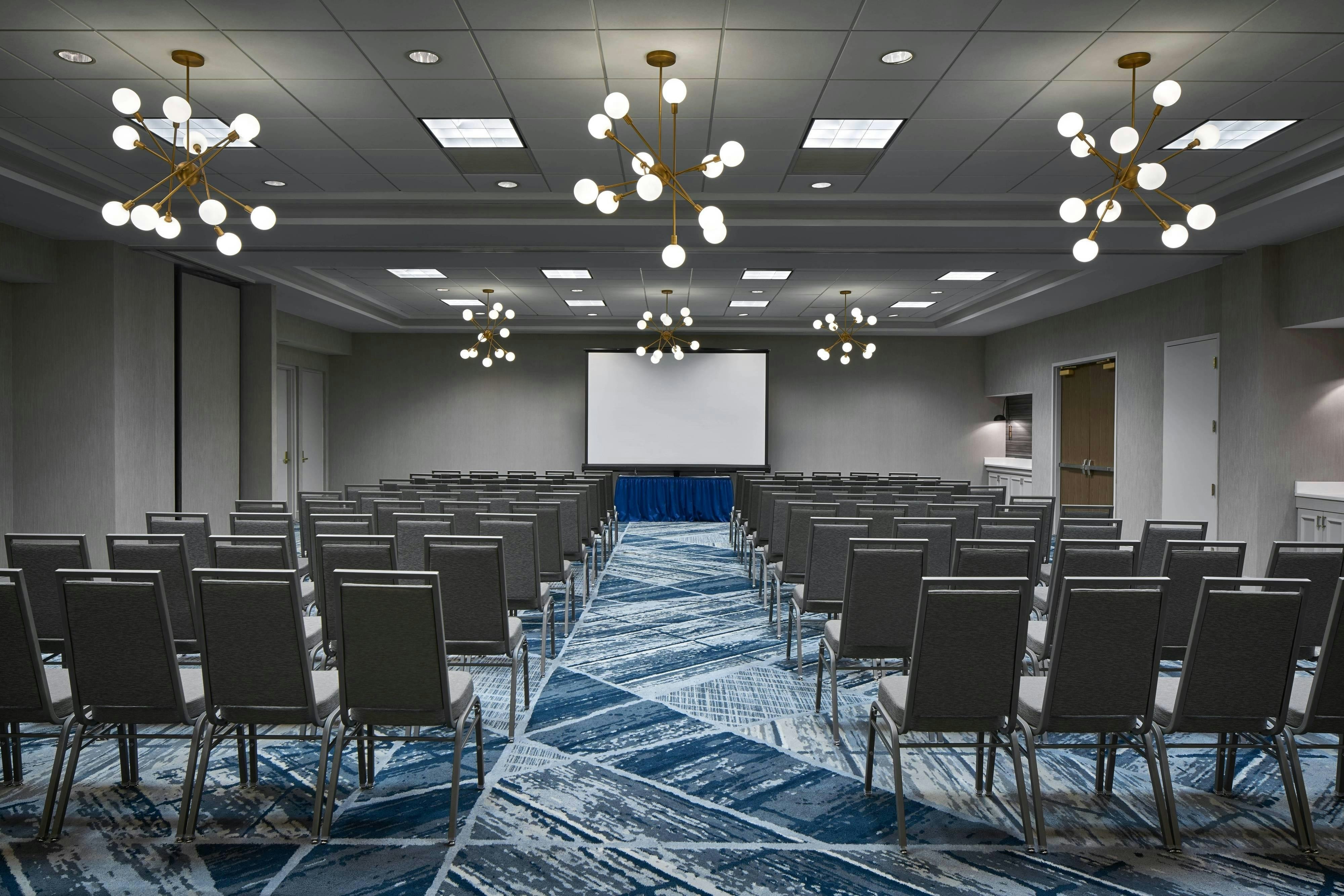 Delta Hotels by Marriott Norfolk Airport 24/31