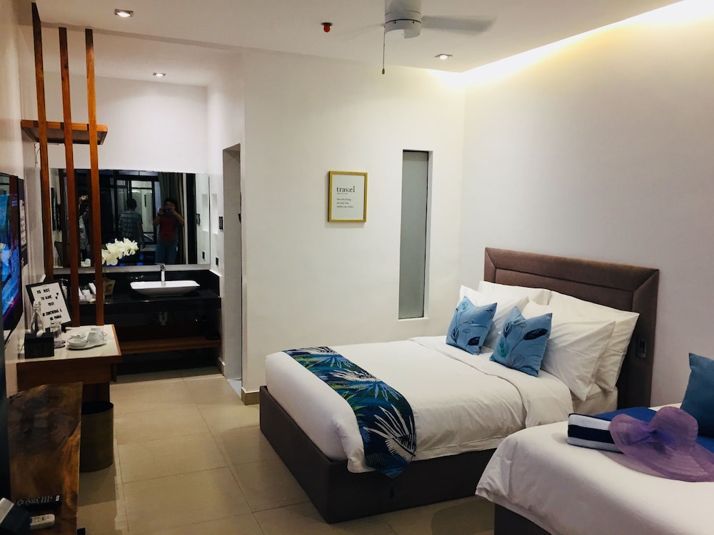 White Breeze Palawan Boutique Hotel 11/69