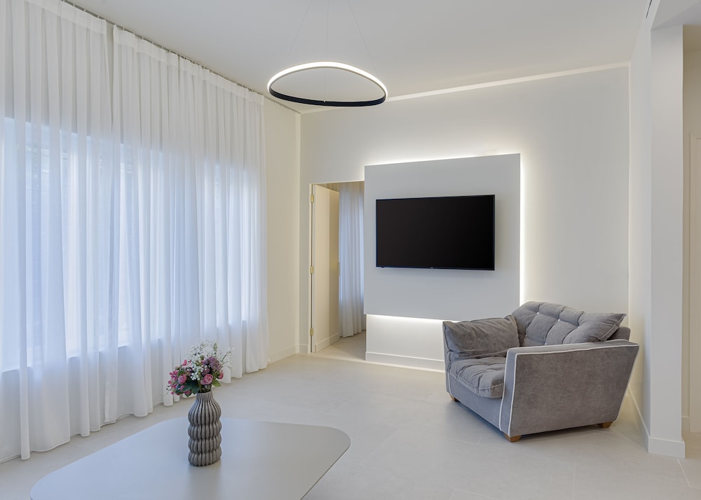 Thiramenous Residence 20/29