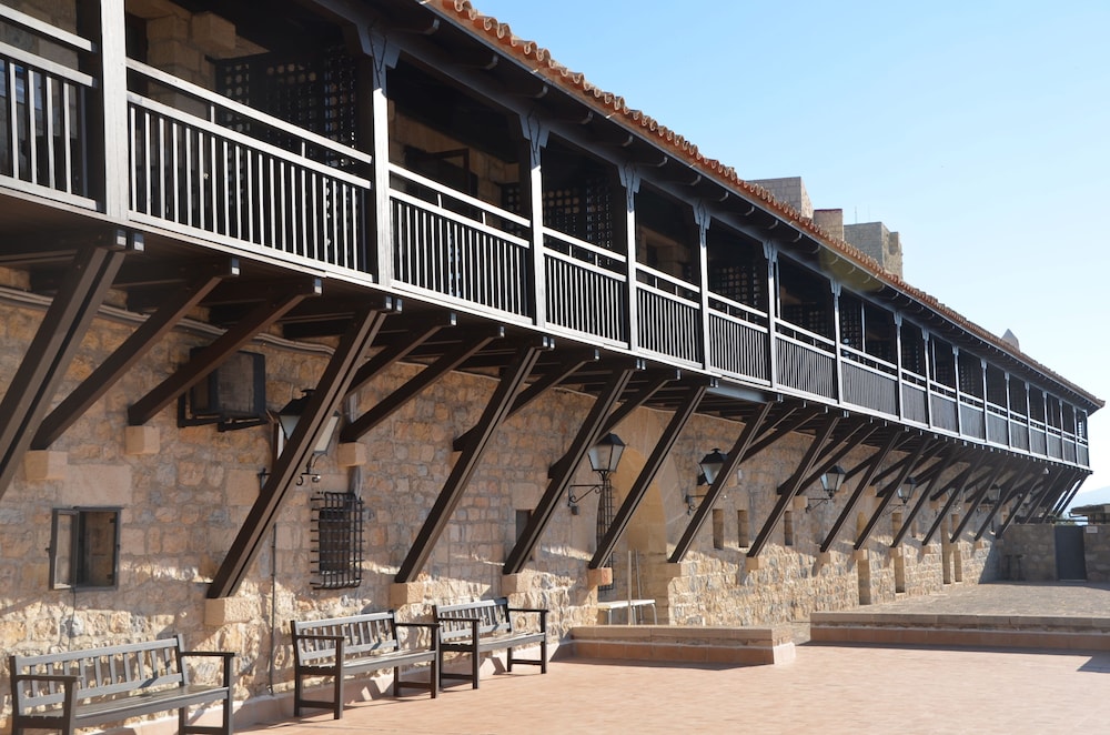 Parador De Jaen 8/50