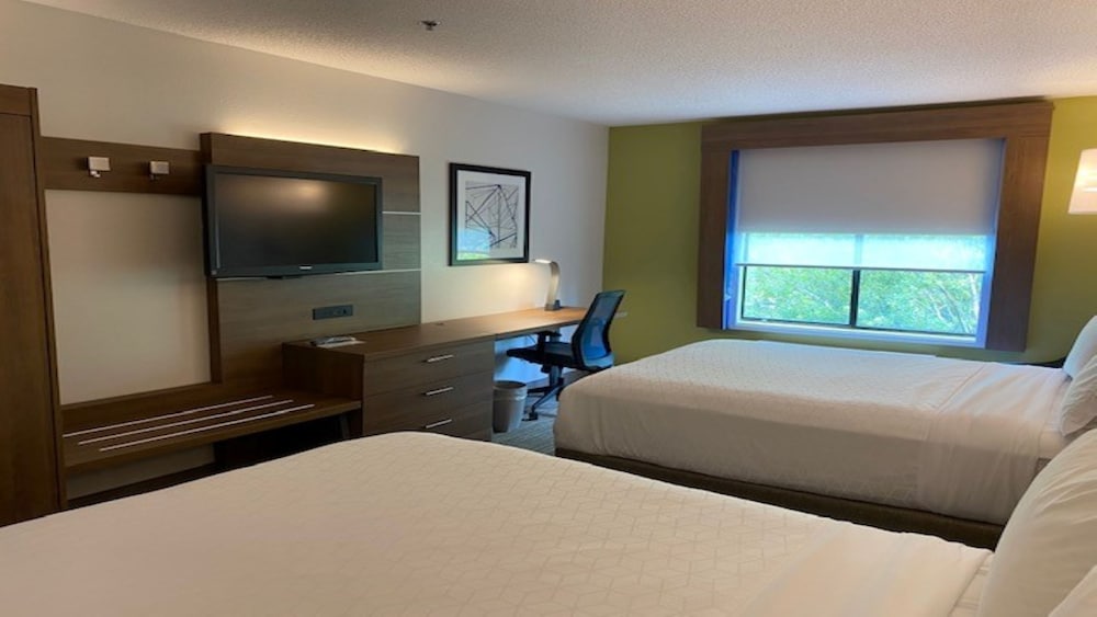 Holiday Inn Express Hotel Suites Reidsville 19/41