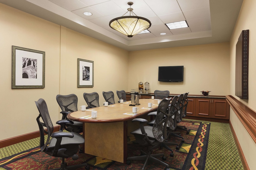 Hilton Garden Inn Bartlesville 37/40