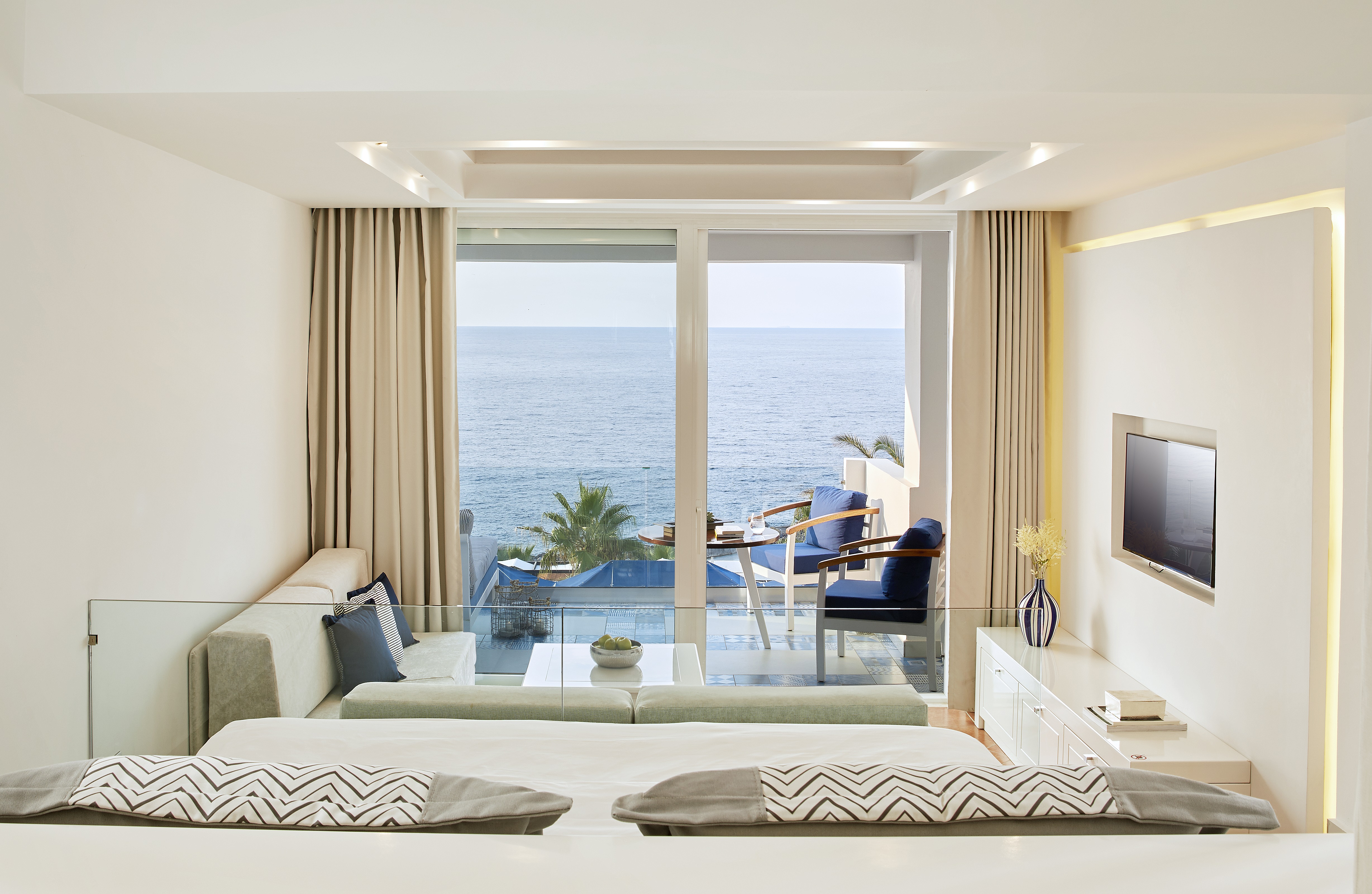 Signature, Grand, Suite, Sea View, Hot Tub, Terrace
