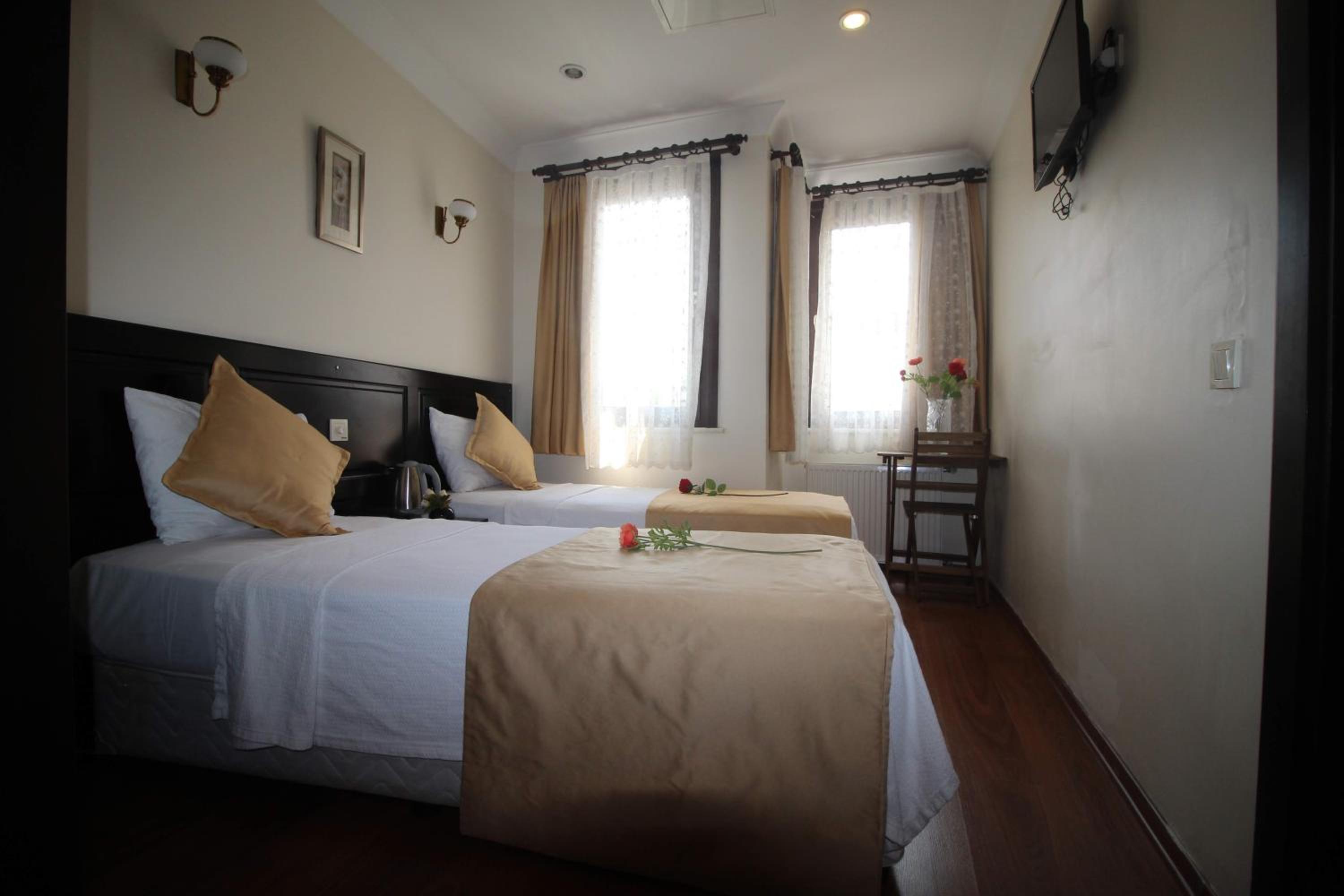 SULTANS HOTEL 13/51