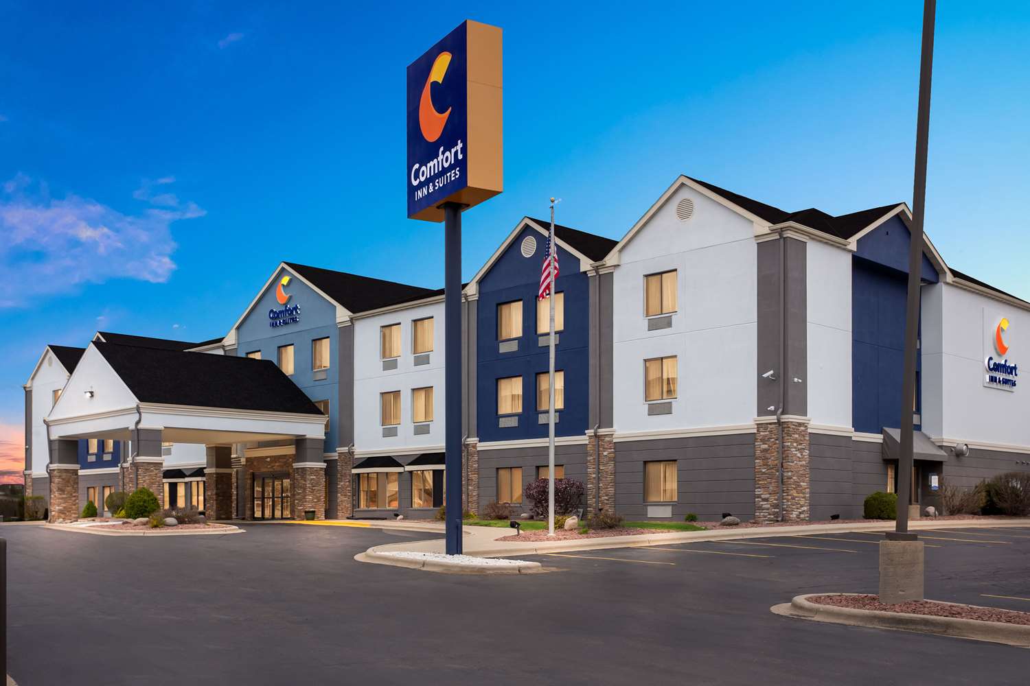 Comfort Inn & Suites Kenosha-Pleasant Prairie 32/33