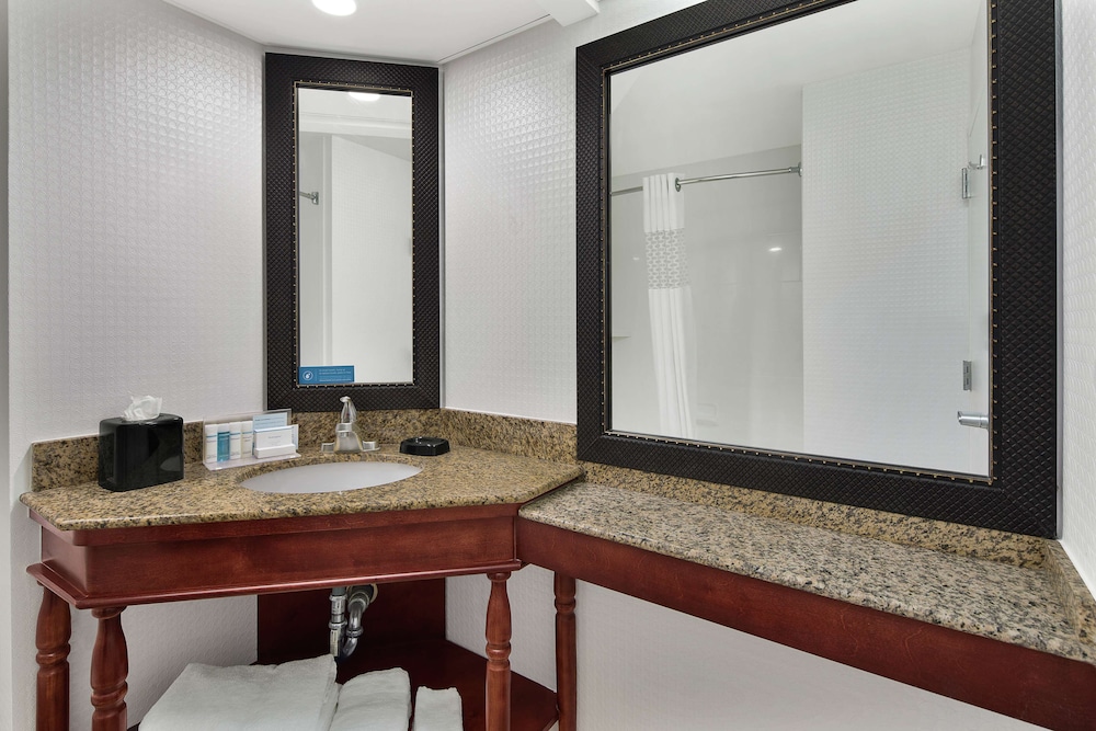 Hampton Inn Atlanta Newnan 55/69