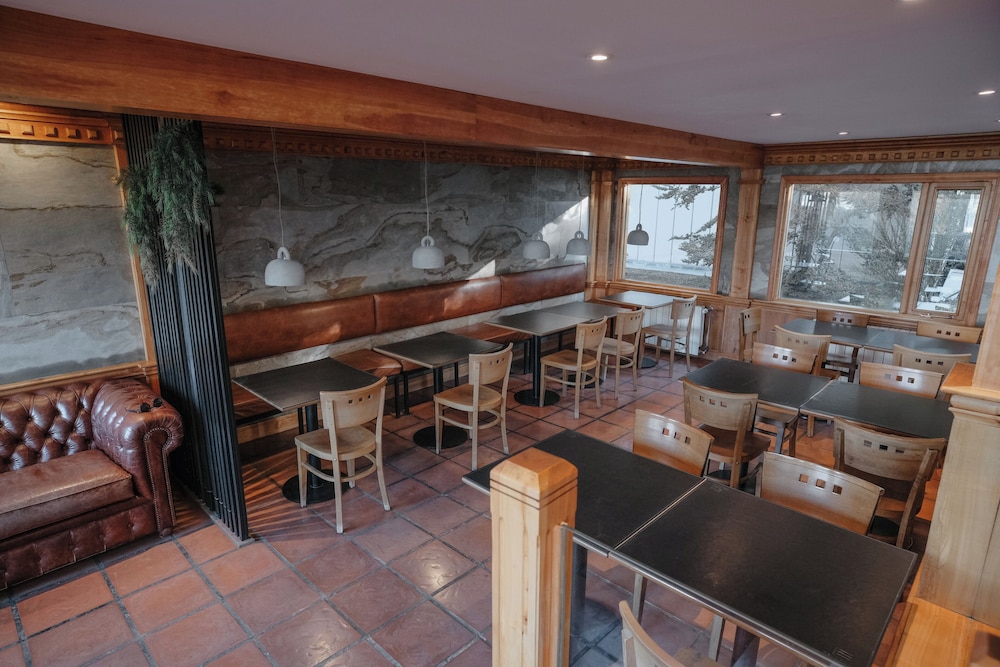 Hostal Del Bosque 50/62