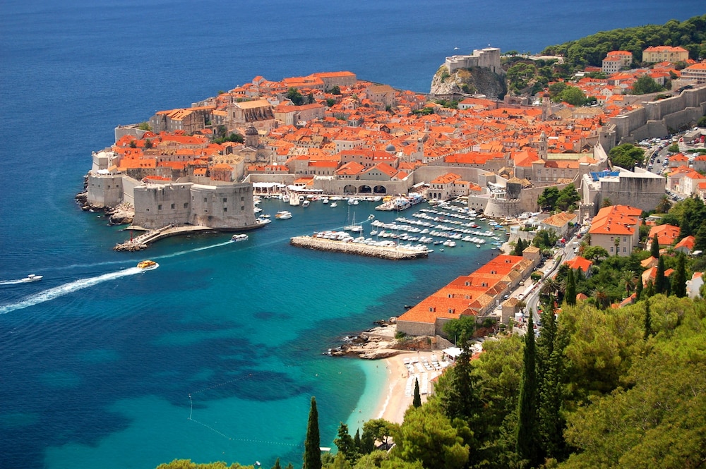 Grand Hotel Neum 30/40