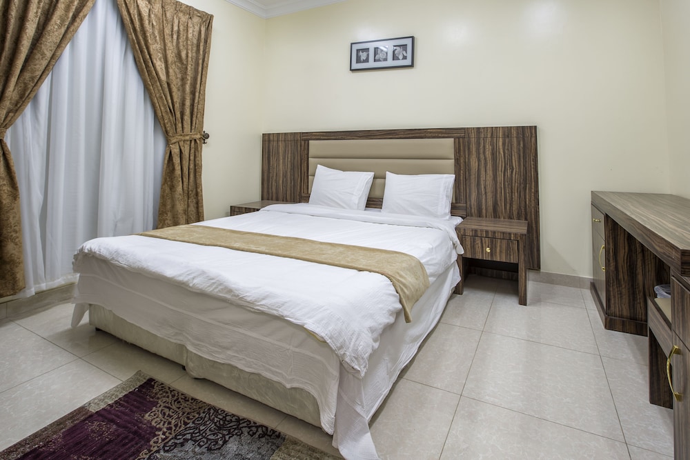 La Rive Hotels & Suites (Formerly known as Ghosn Al Banafsej) 10/59