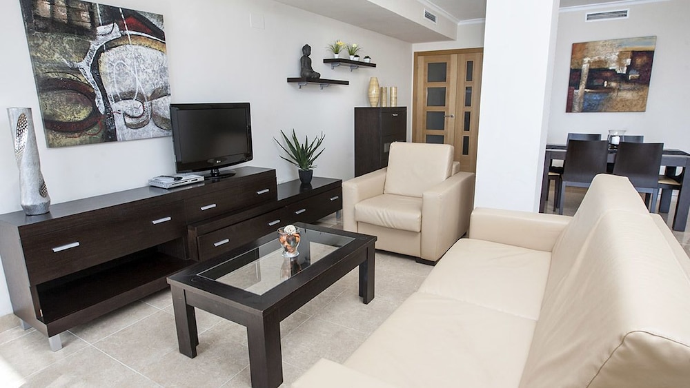 Apartamentos del Mar 19/28