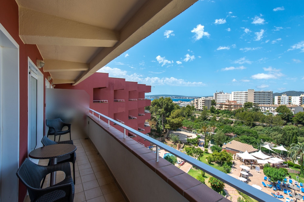 Salles Marina Portals 3/71