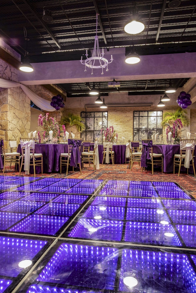 Wyndham Alltra Playa Del Carmen, Adults Only All Inclusive Resort in PLAYA DEL CARMEN