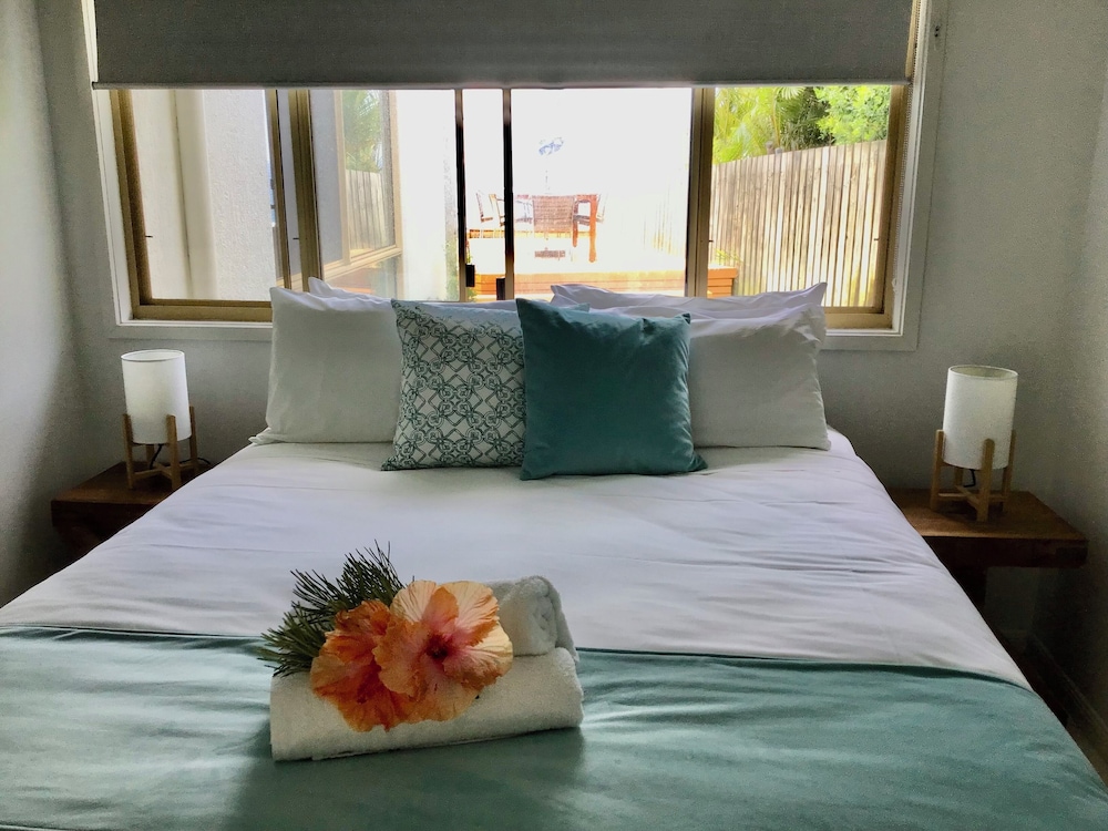 3 Bedrooms, Apartment, Queen and Twin Beds, Beach and Ocean View