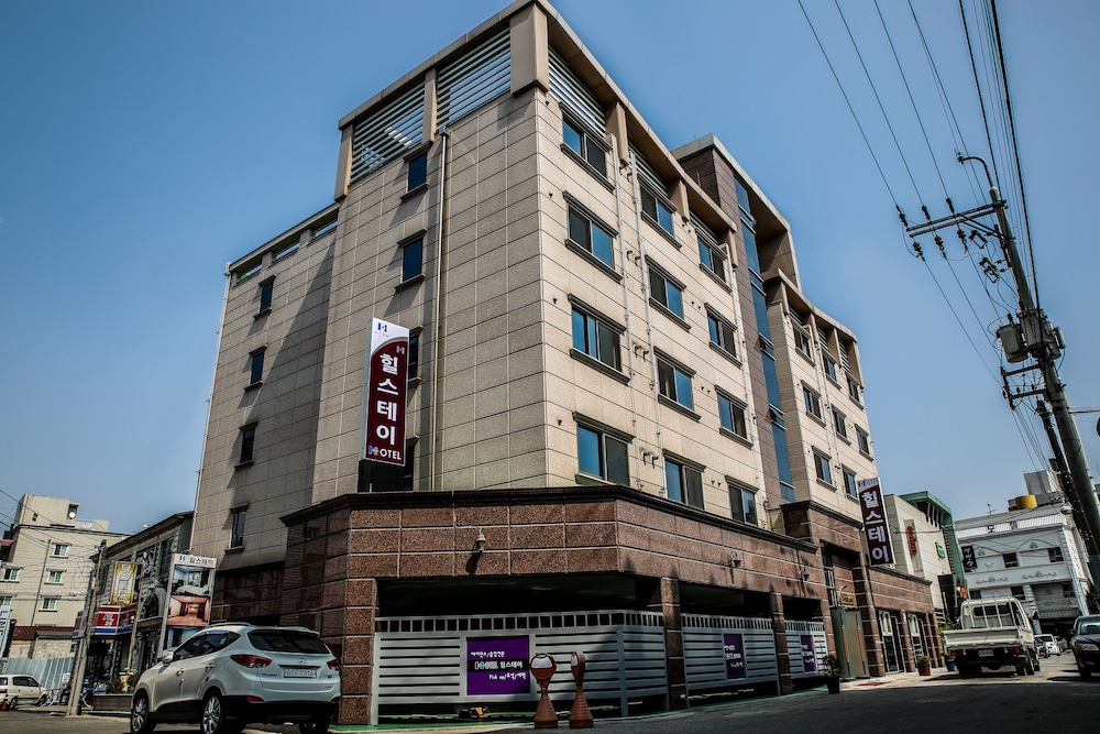 Hill Stay Hotel Residence 1/44