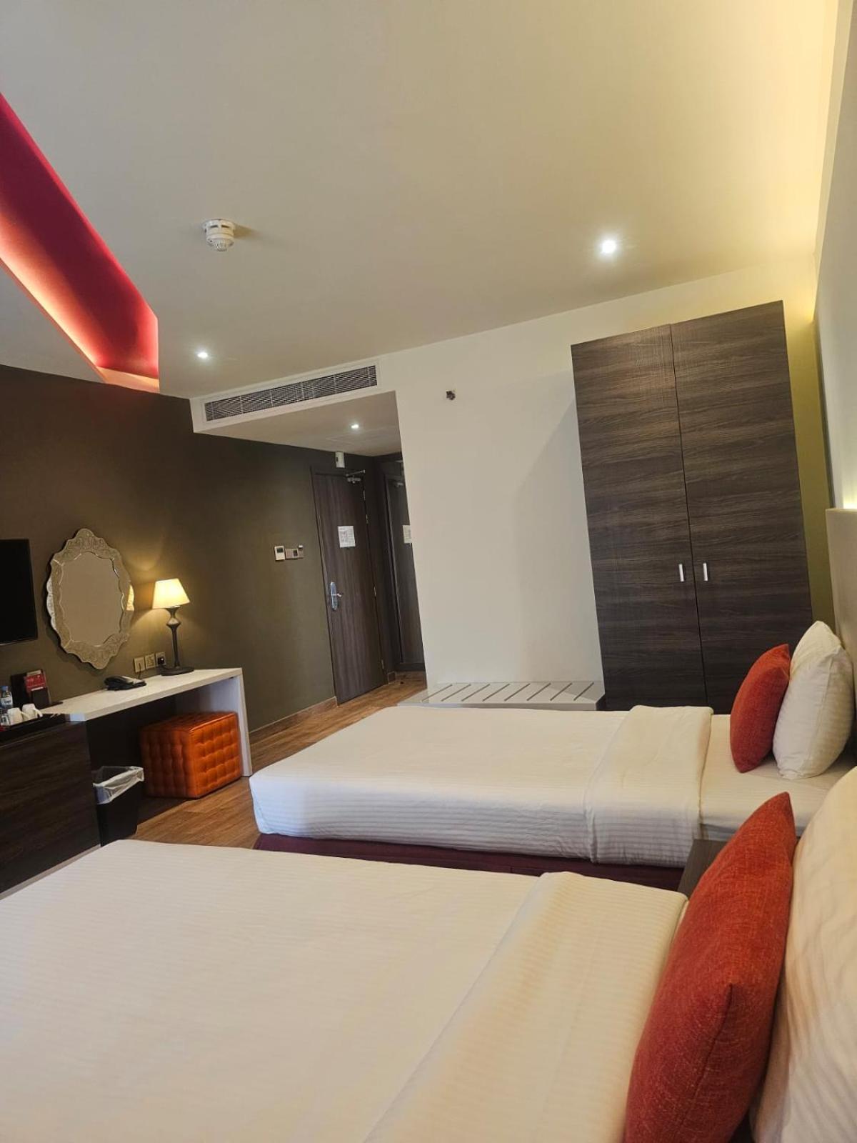 Premium, Twin Beds