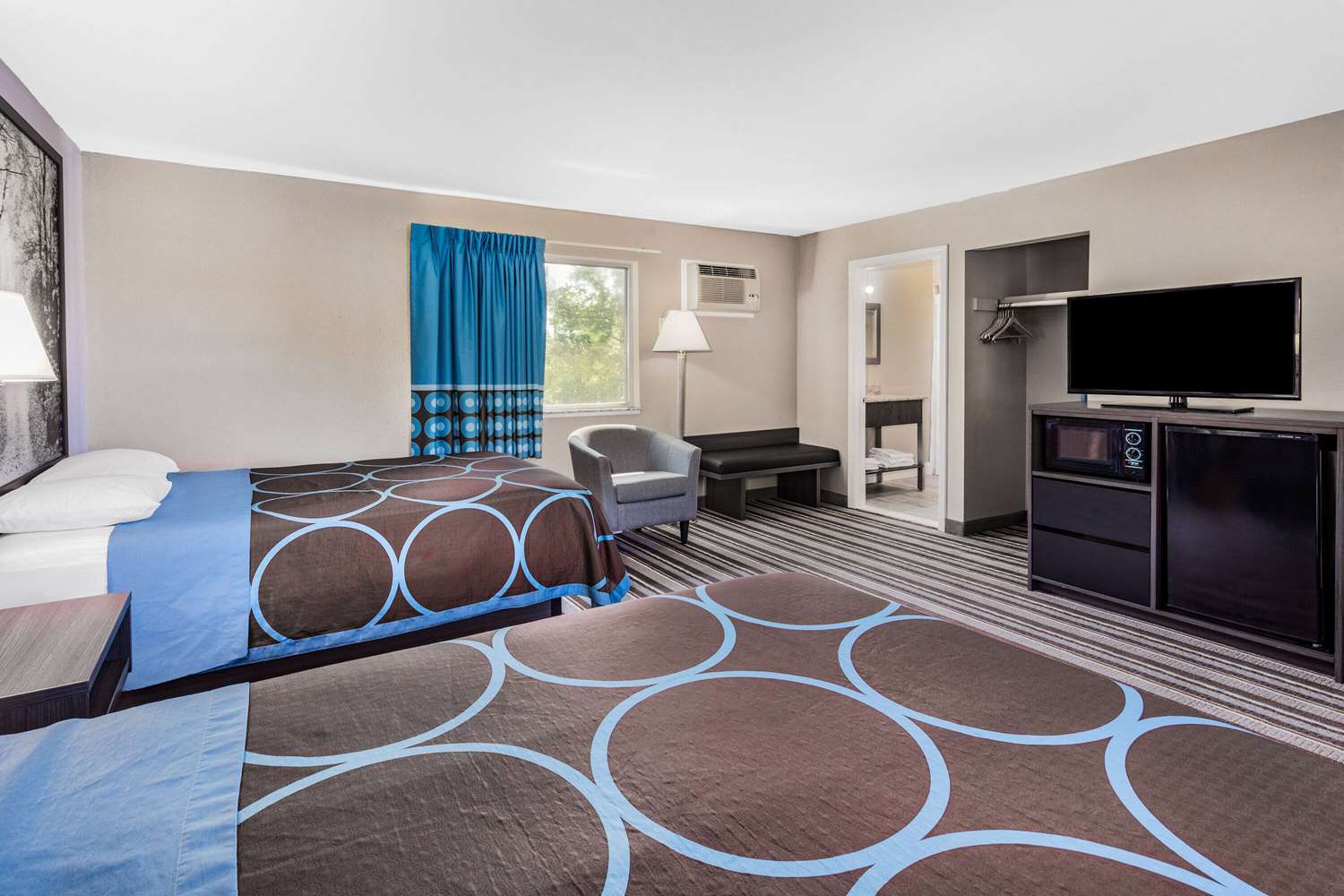 Super 8 by Wyndham Marysville/Port Huron Area 22/33