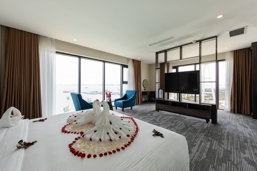 Muong Thanh Grand Ha Long 27/71