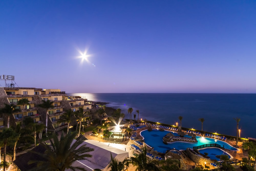 BLUEBAY BEACH CLUB 27/41