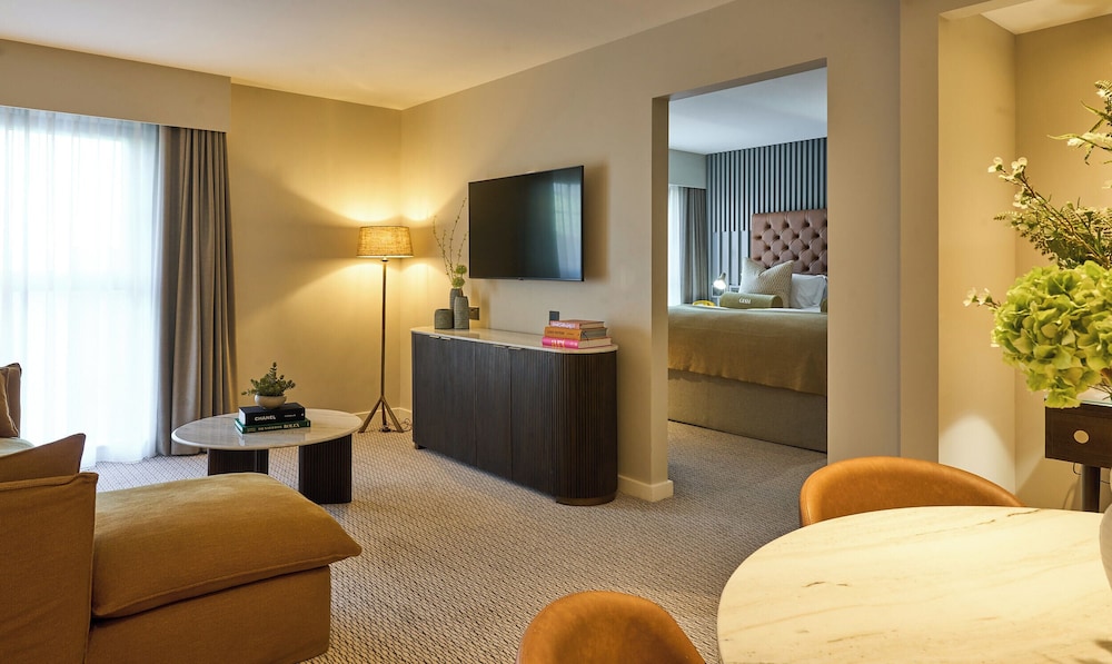 Guildford Harbour Hotel 34/49