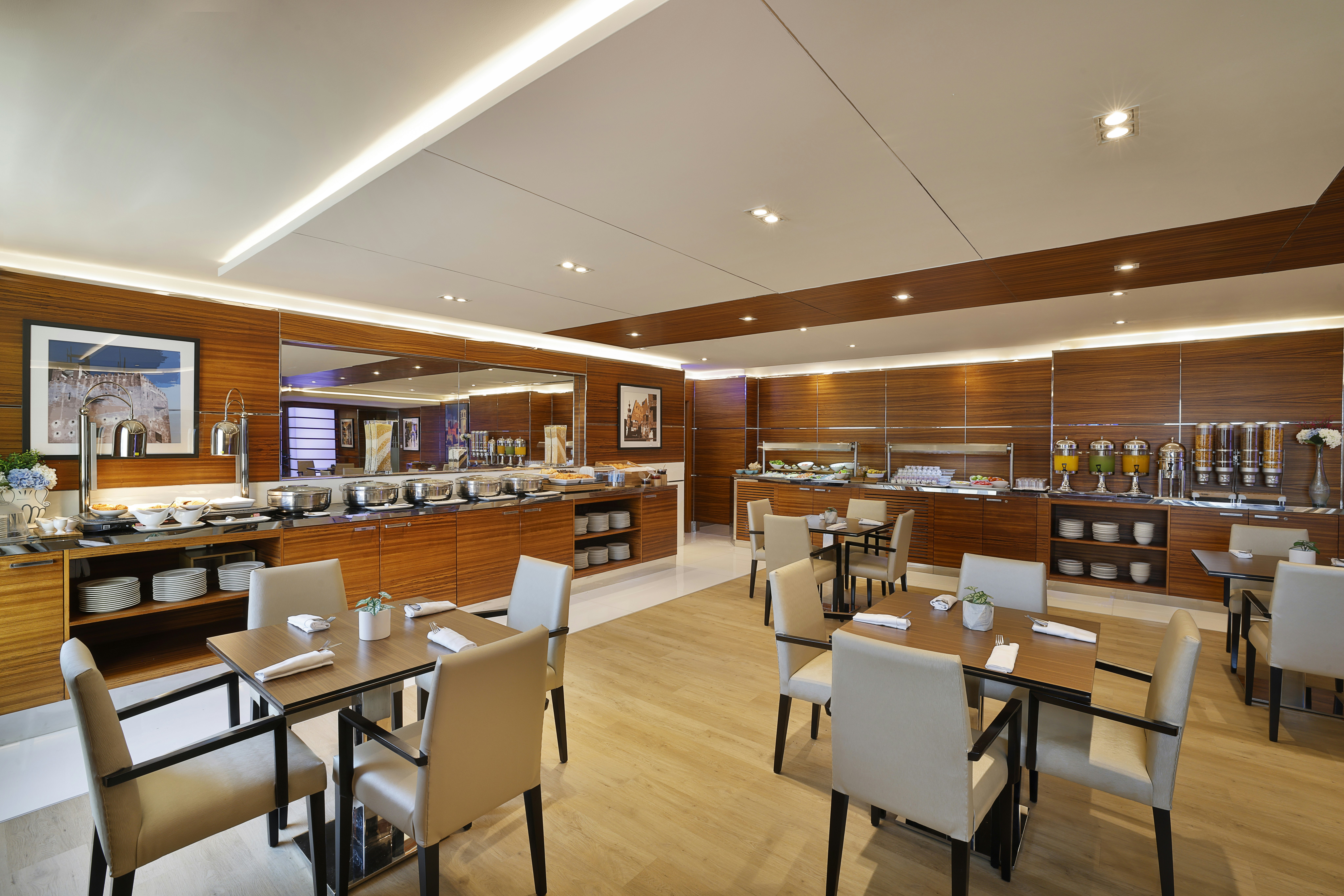 Hilton Dubai The Walk 32/50