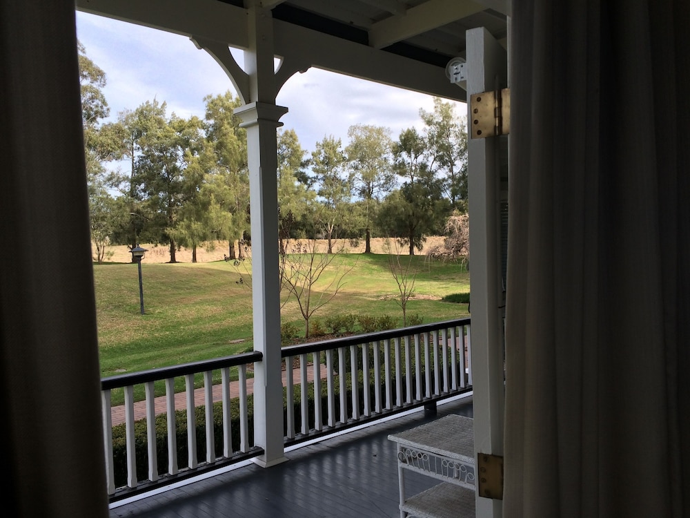 THE CONVENT HUNTER VALLEY 24/62