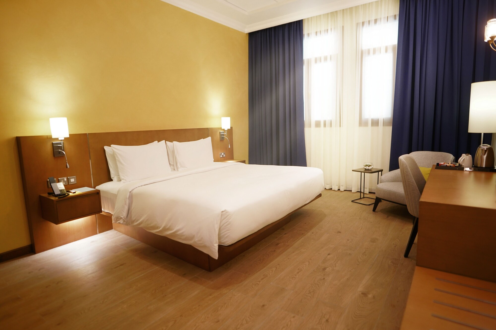 2 BEDROOMS, DELUXE, APARTMENT