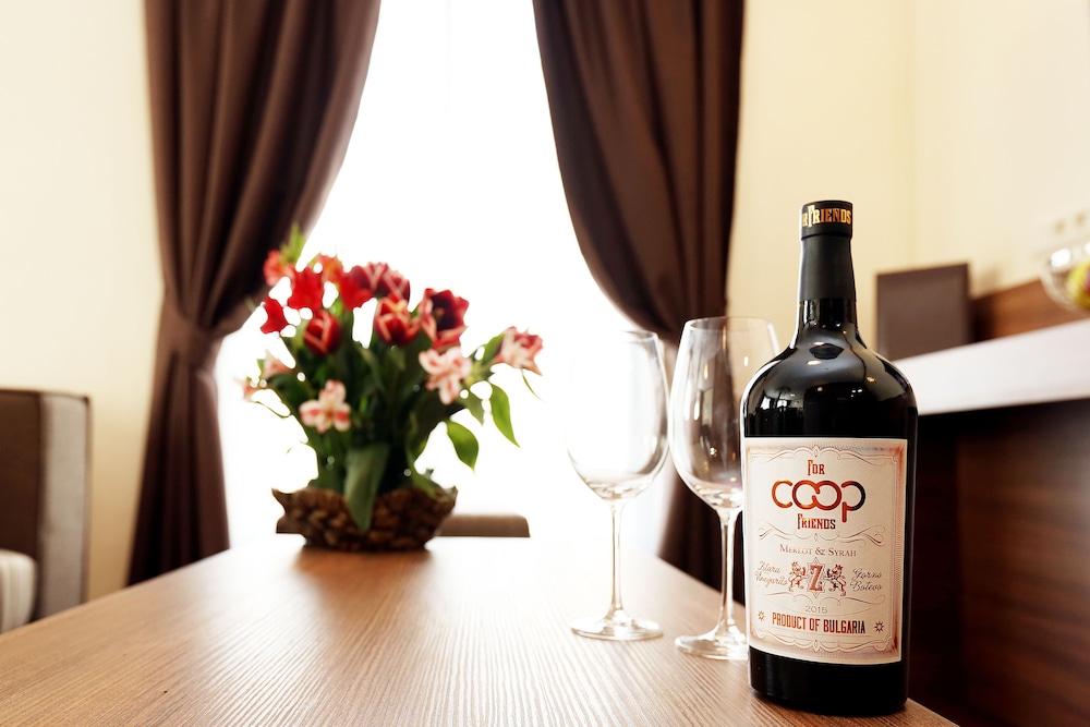 Coop Hotel Sofia 48/69