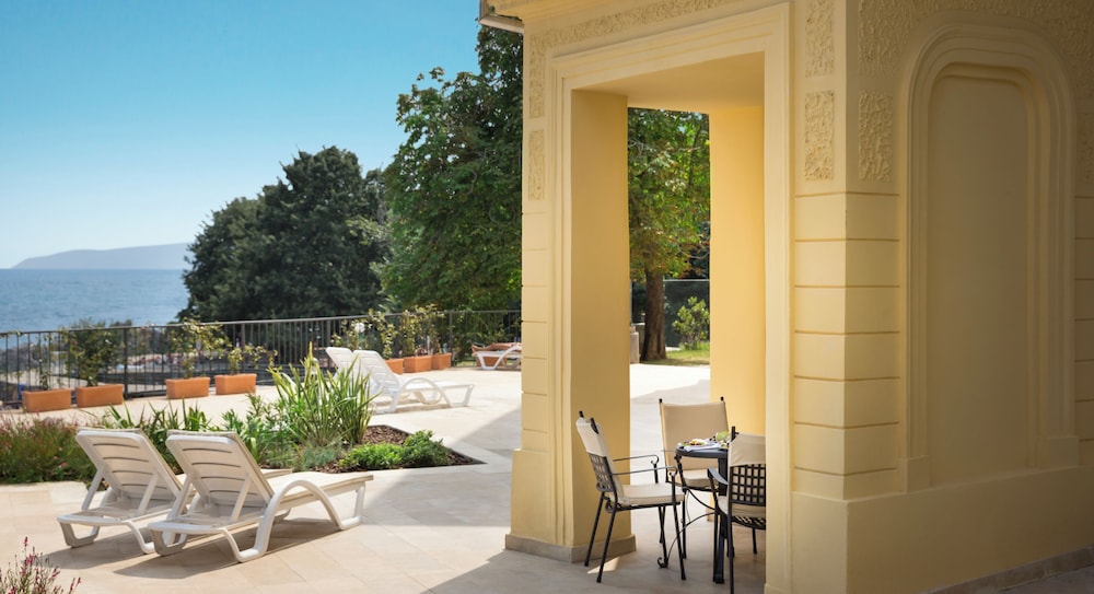 REMISENS VILLA BELVEDERE 6/66