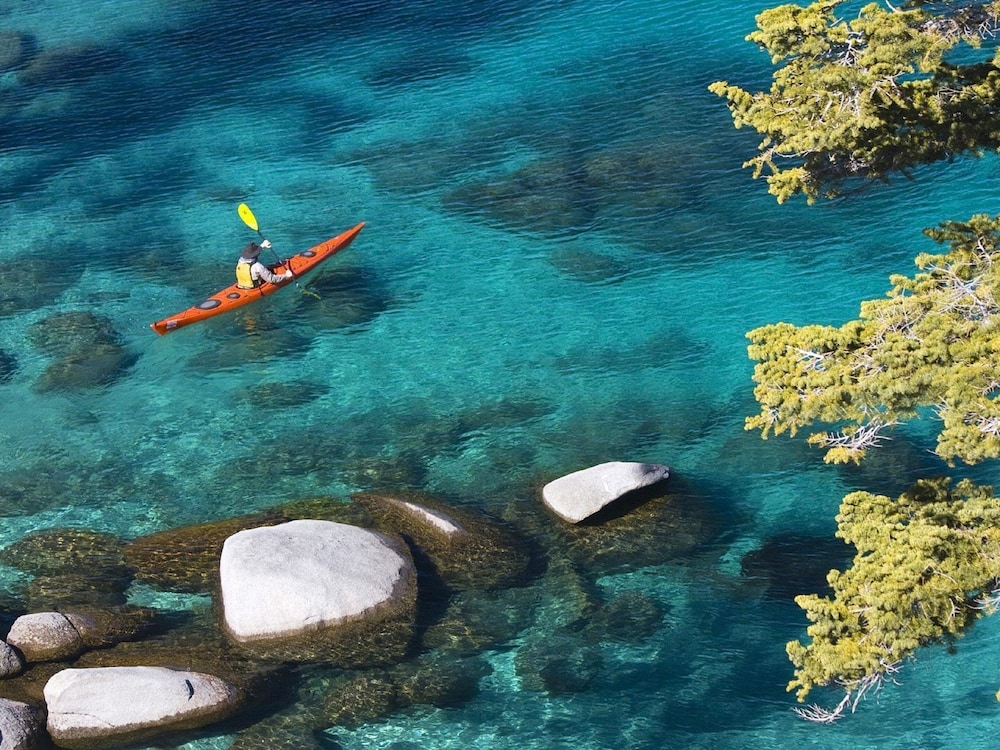Tahoe Lakeshore Lodge & Spa 34/62