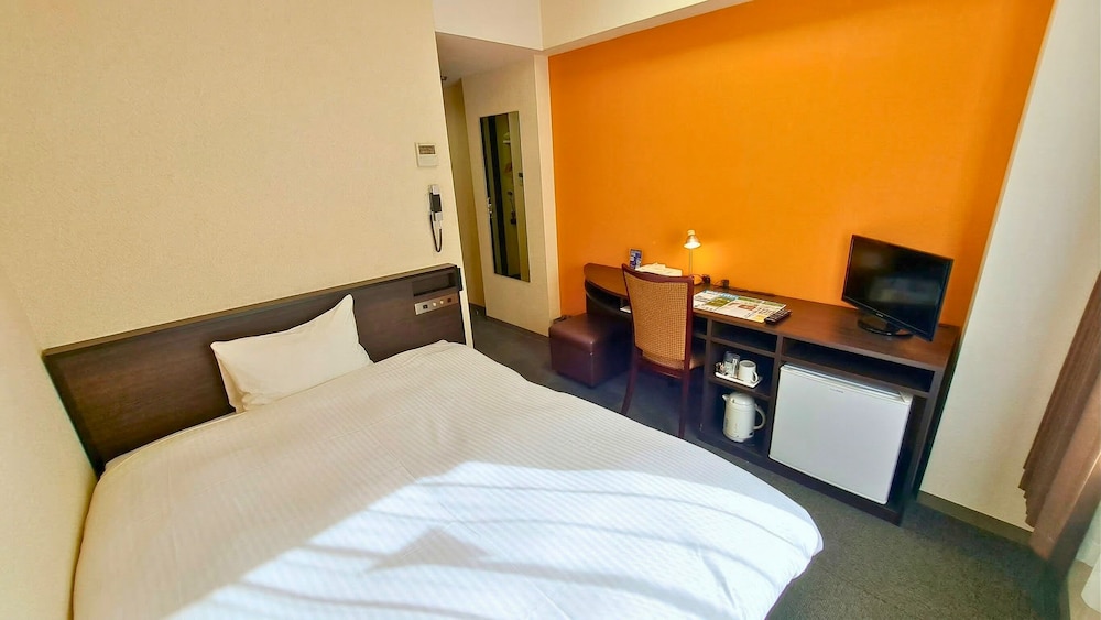 HOTEL CONTINENTAL 15/64