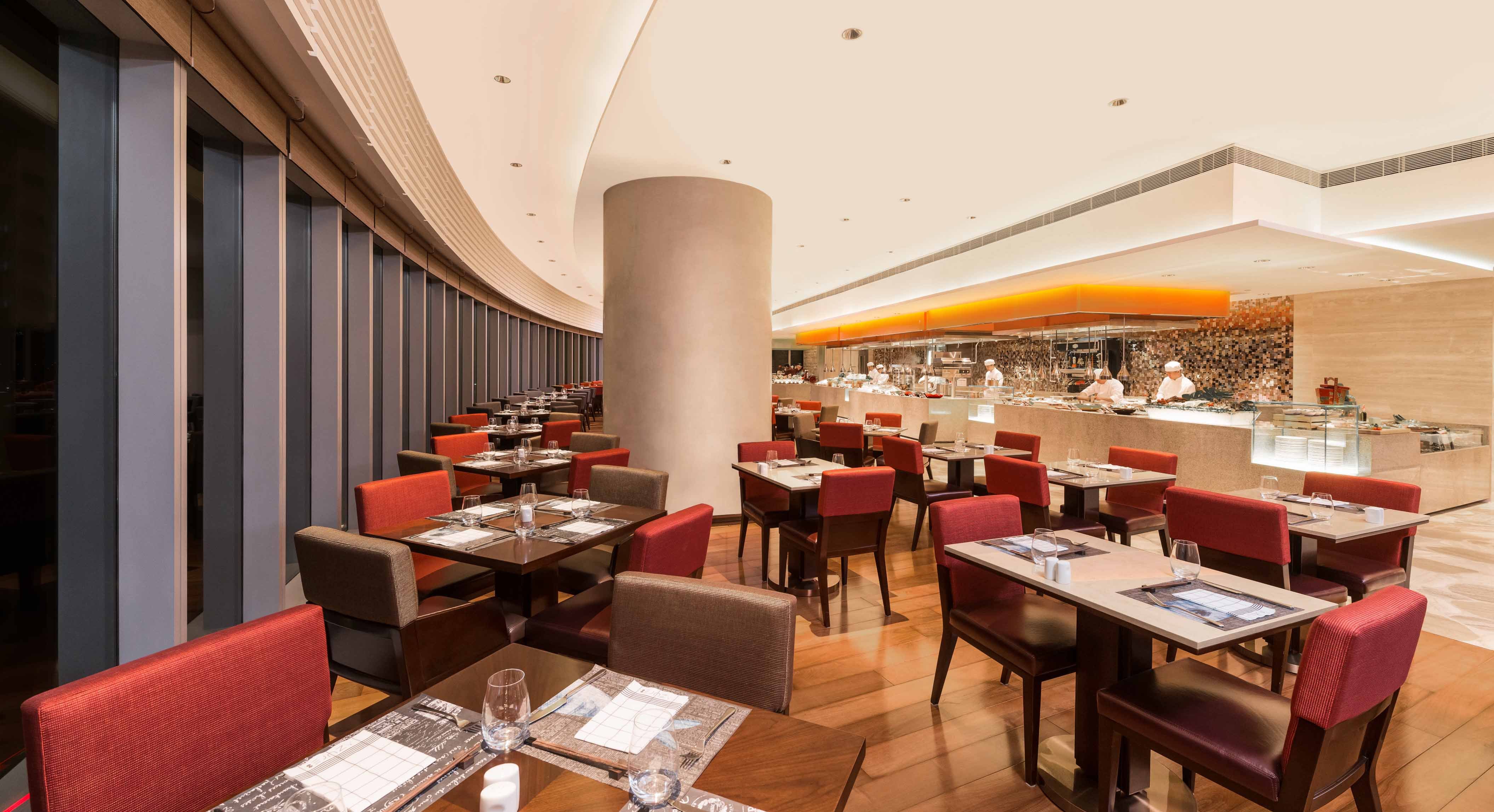 Crowne Plaza Macau 56/77