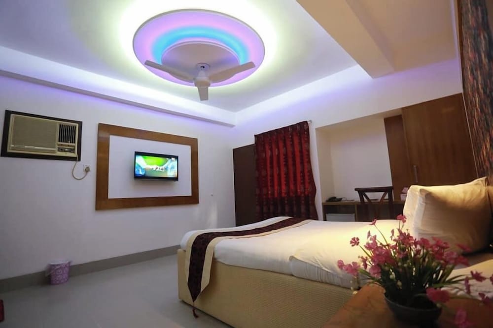 Nagar Valley Hotel 11/50