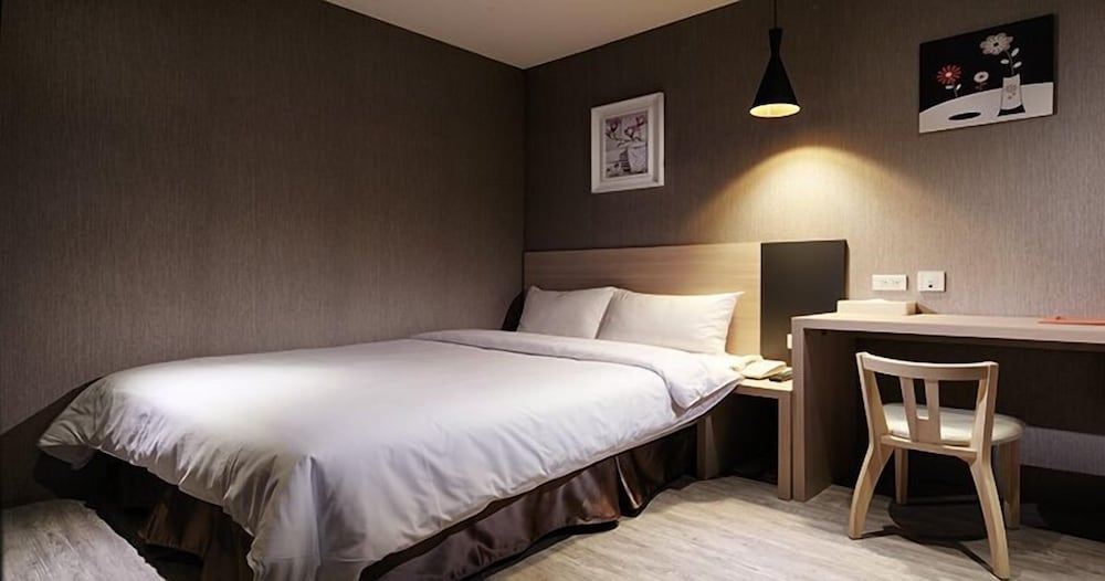 STANDARD, DOUBLE BED